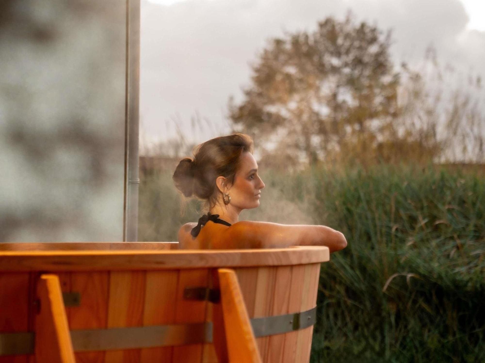 Deluxe Suite mit Blick auf den Garten